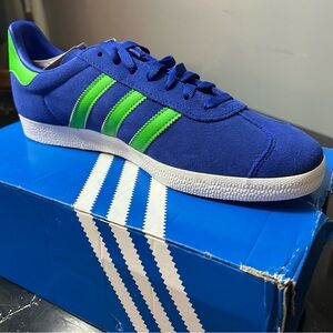 Adidas Men’s Gazelle Blue and green